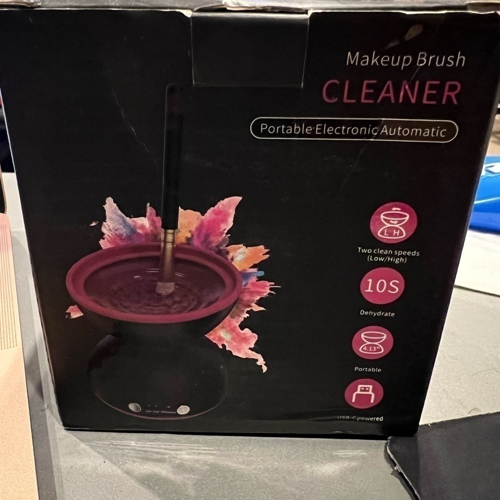 Electric Makeup Brush Cleaner Machine New In Box